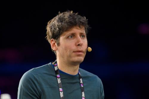OpenAI عقب نشینی کرد بازگشت انتخاب گر مدل بعد از اعتراض کاربران